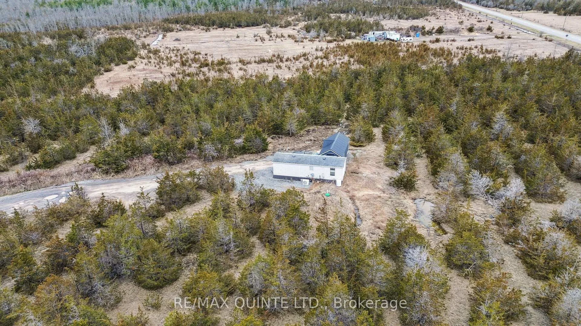 Photo 12 of 55 County Road 14, Prince Edward County, Sophiasburg Ward — HOMEH