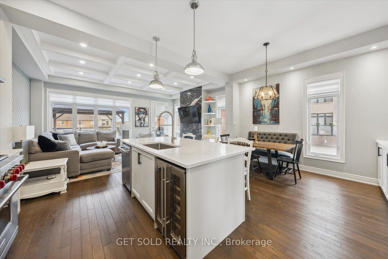 Photo 9 of 63 Laval Street, Vaughan, Vellore Village — HOMEH