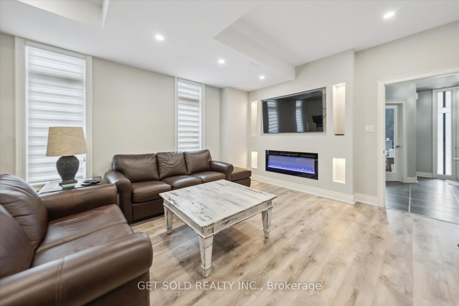 Photo 36 of 63 Laval Street, Vaughan, Vellore Village — HOMEH