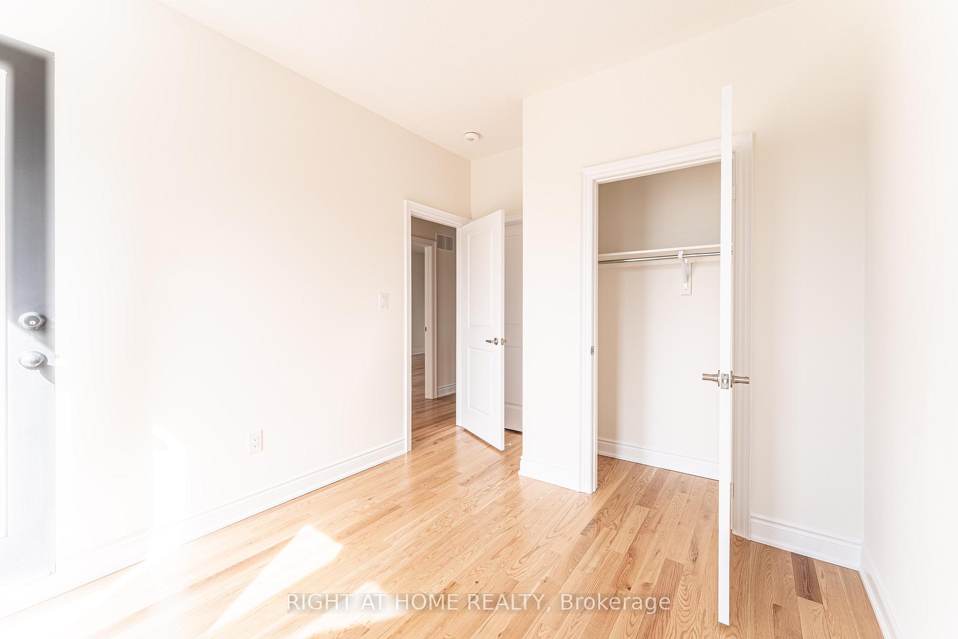 Photo 21 of 145 Tennant Circle, Vaughan, Vellore Village — HOMEH