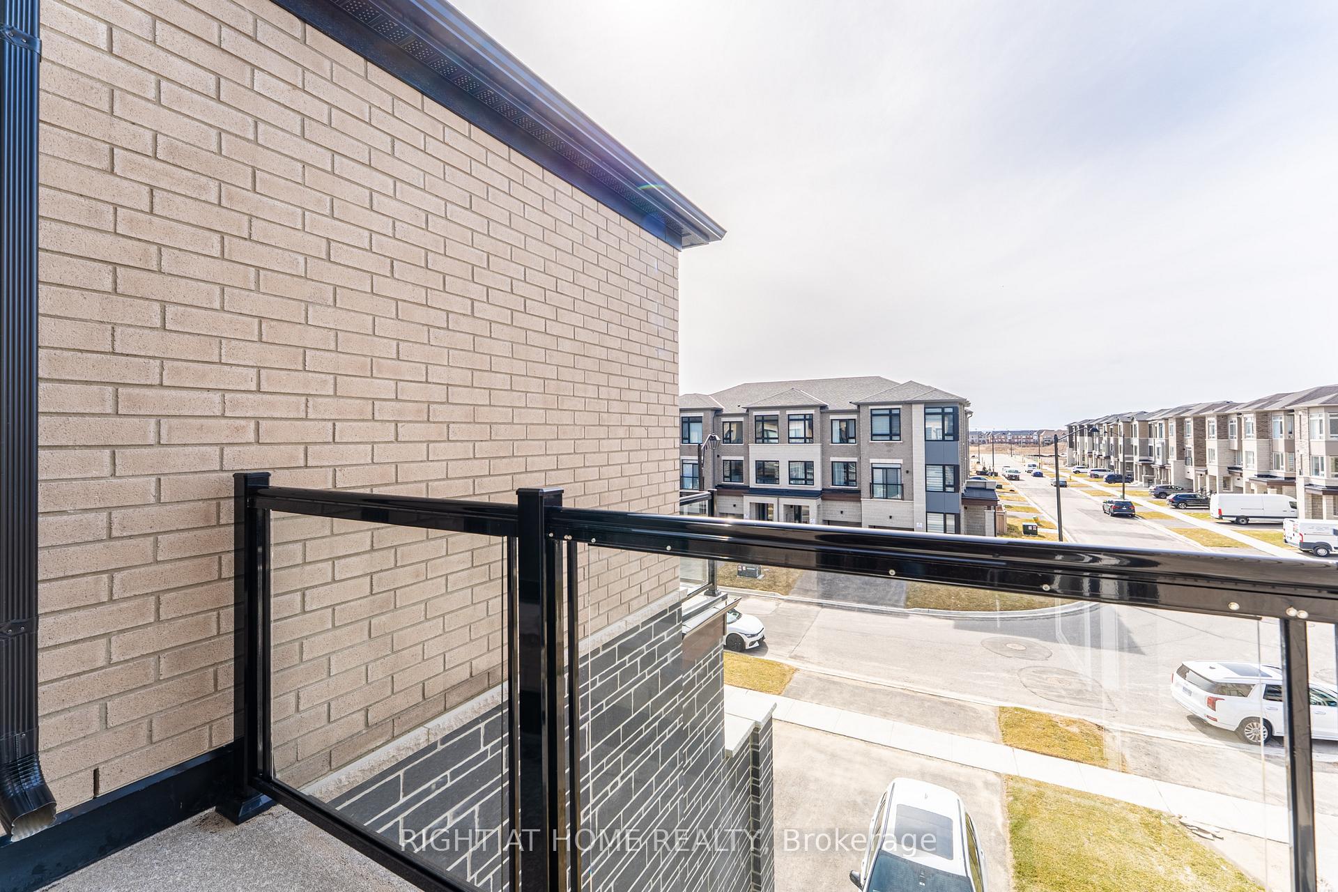 Photo 22 of 145 Tennant Circle, Vaughan, Vellore Village — HOMEH
