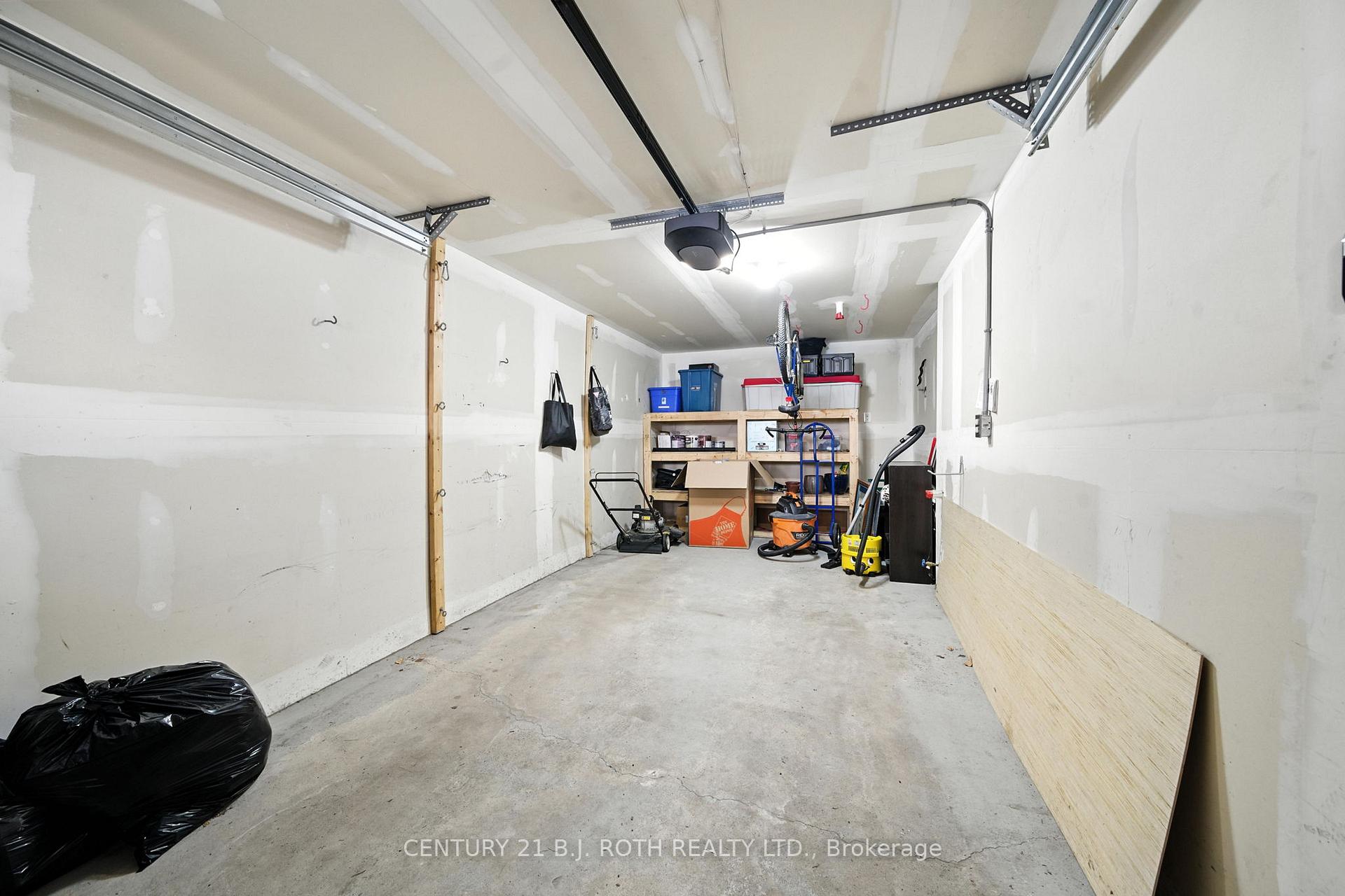 Photo 12 of 32 Linnell Street, Ajax, Central East — HOMEH