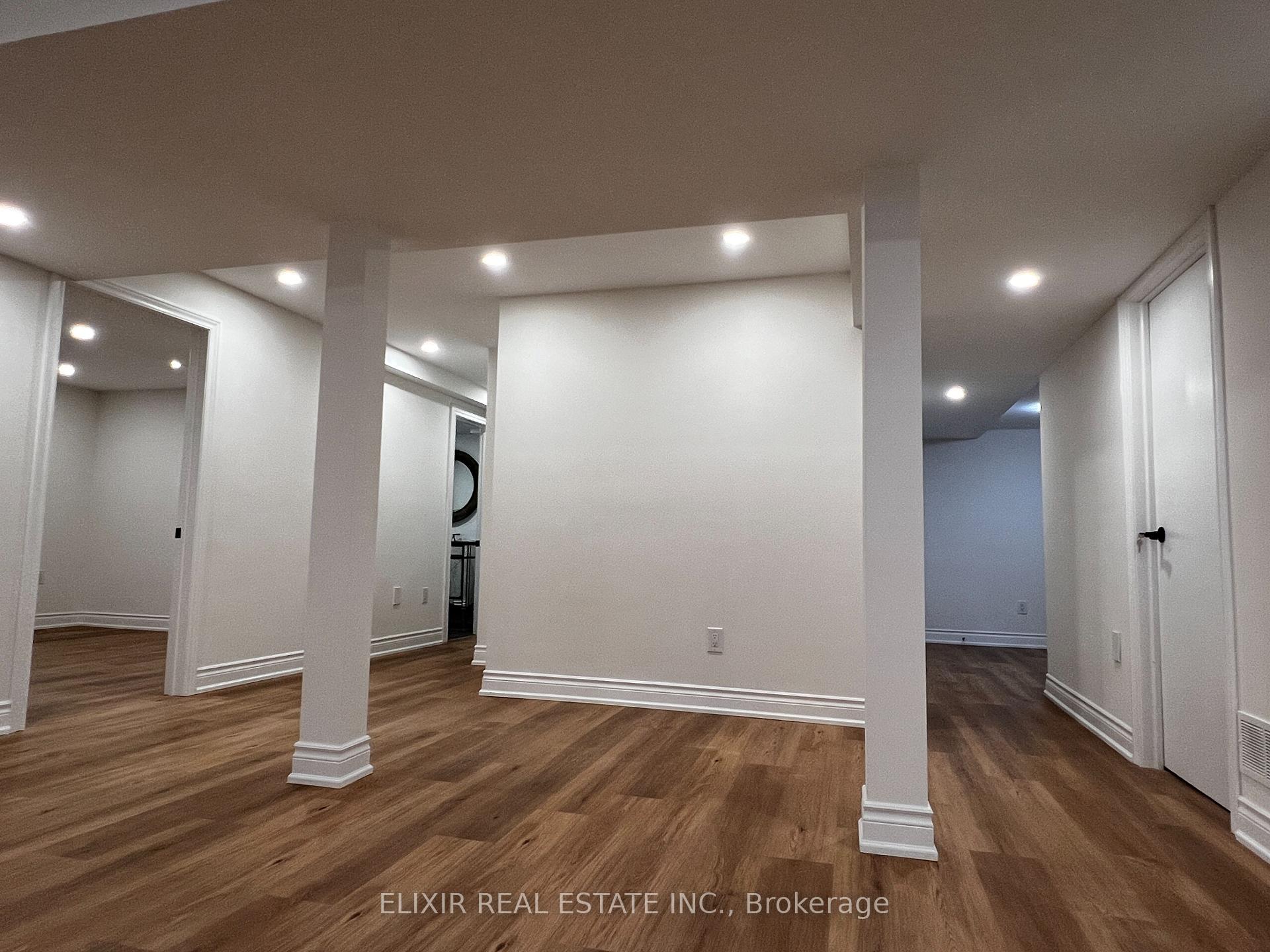 Photo 5 of 24 Knox Crescent, Whitby, Brooklin — HOMEH