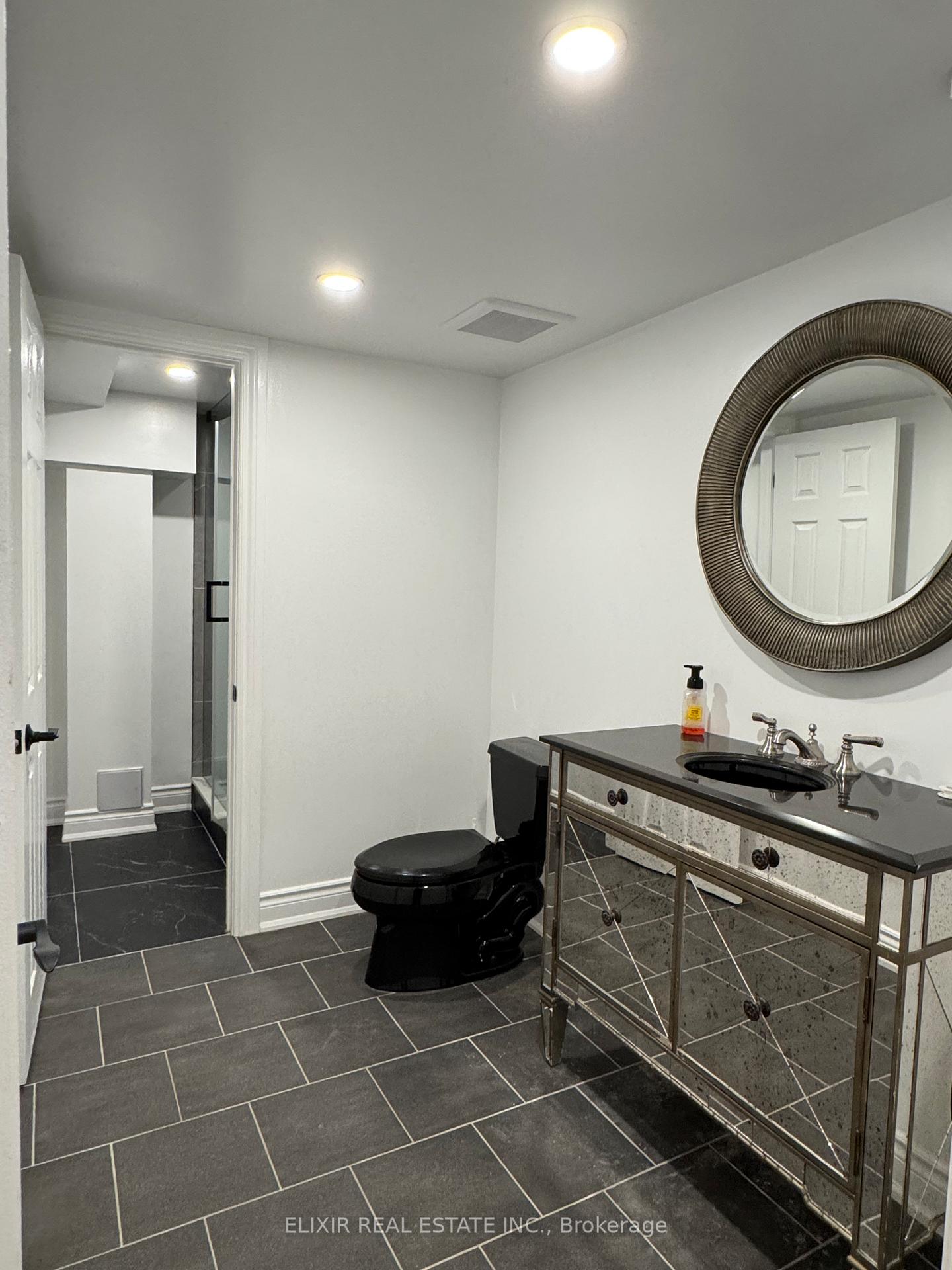 Photo 8 of 24 Knox Crescent, Whitby, Brooklin — HOMEH