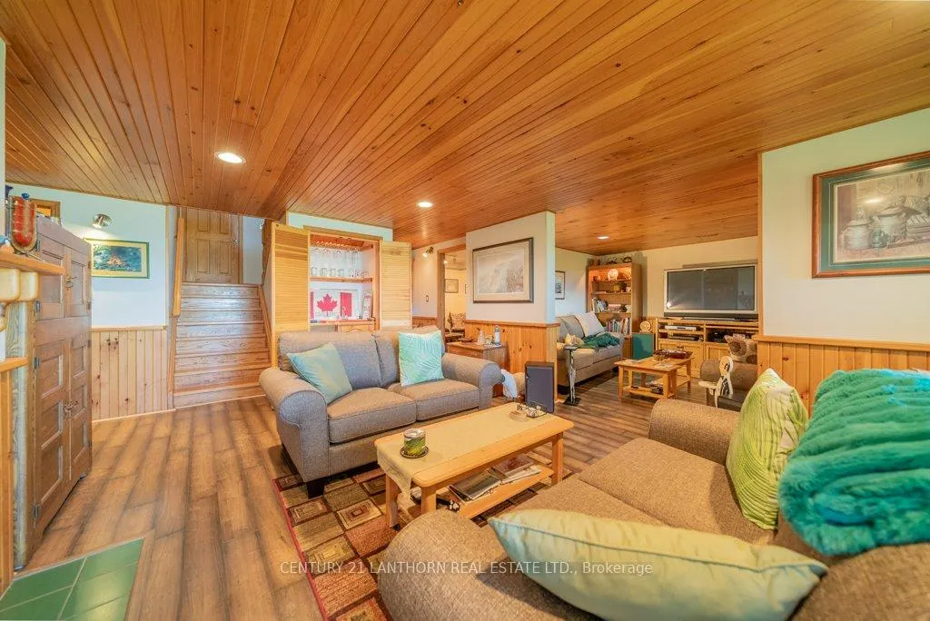 Photo 32 of 3126b County Rd 8, Prince Edward County, North Marysburg Ward — HOMEH