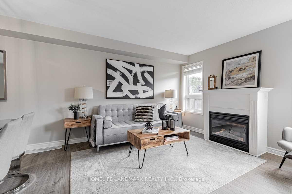 Photo 8 of 25 Beaumaris Crescent, Whitby, Brooklin — HOMEH