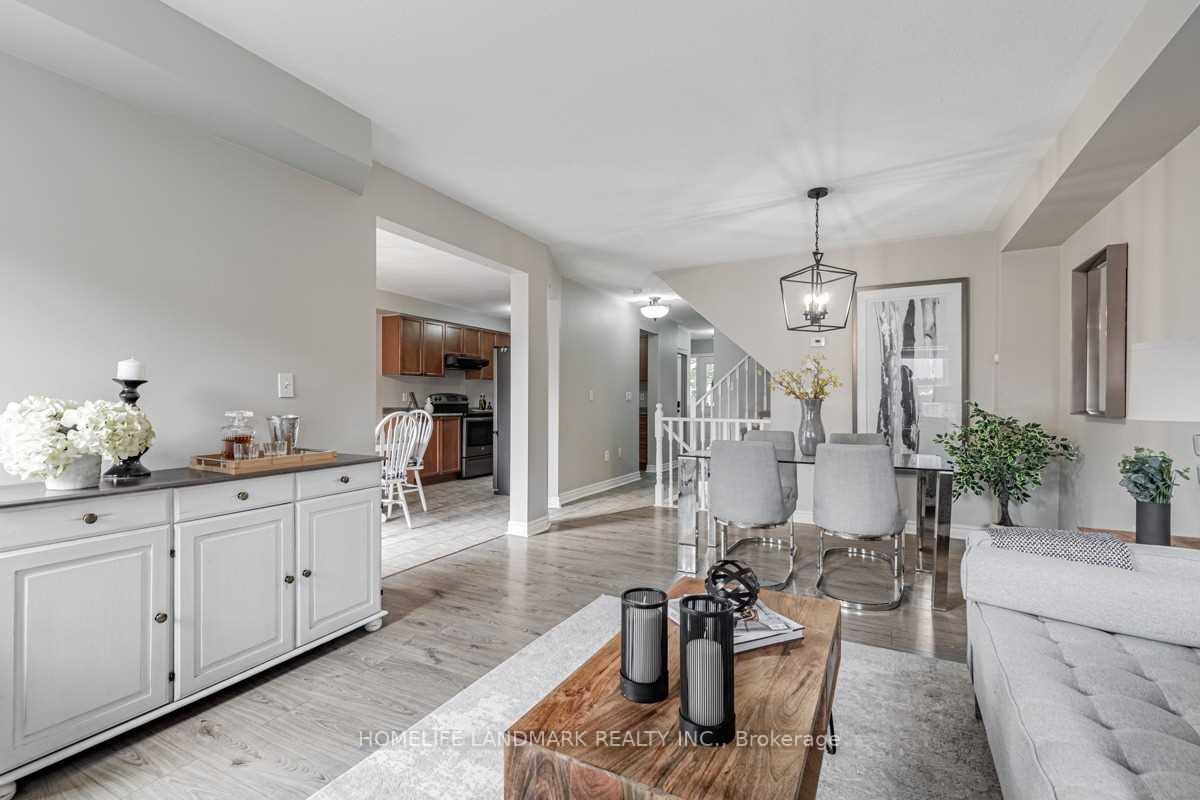 Photo 10 of 25 Beaumaris Crescent, Whitby, Brooklin — HOMEH