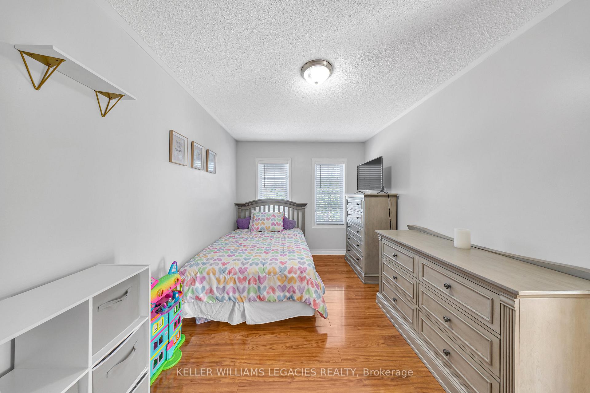 Photo 31 of 11 Neuchatel Avenue, Vaughan, Vellore Village — HOMEH
