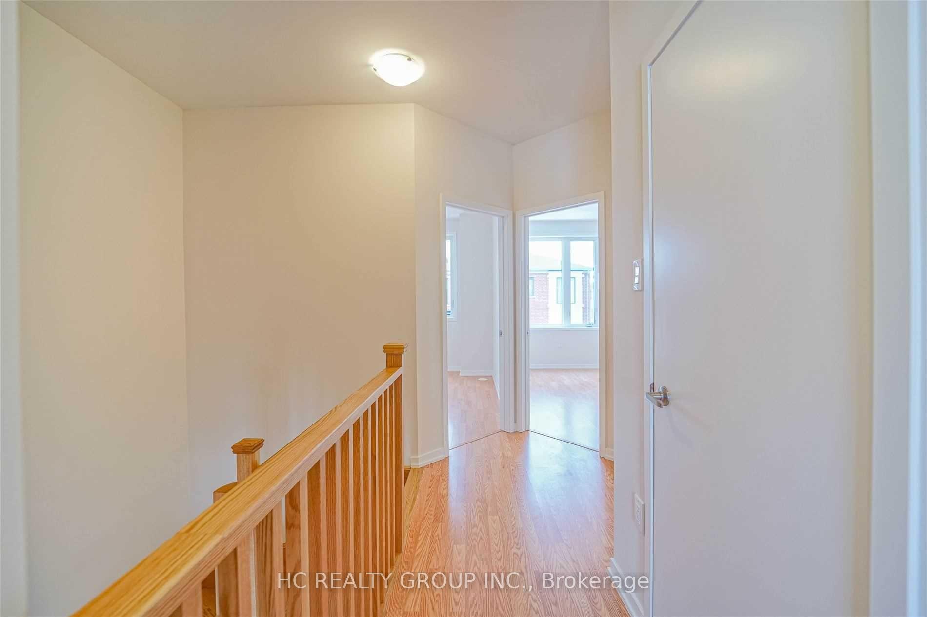 Photo 19 of 33 Rattenbury Road, Vaughan, Patterson — HOMEH