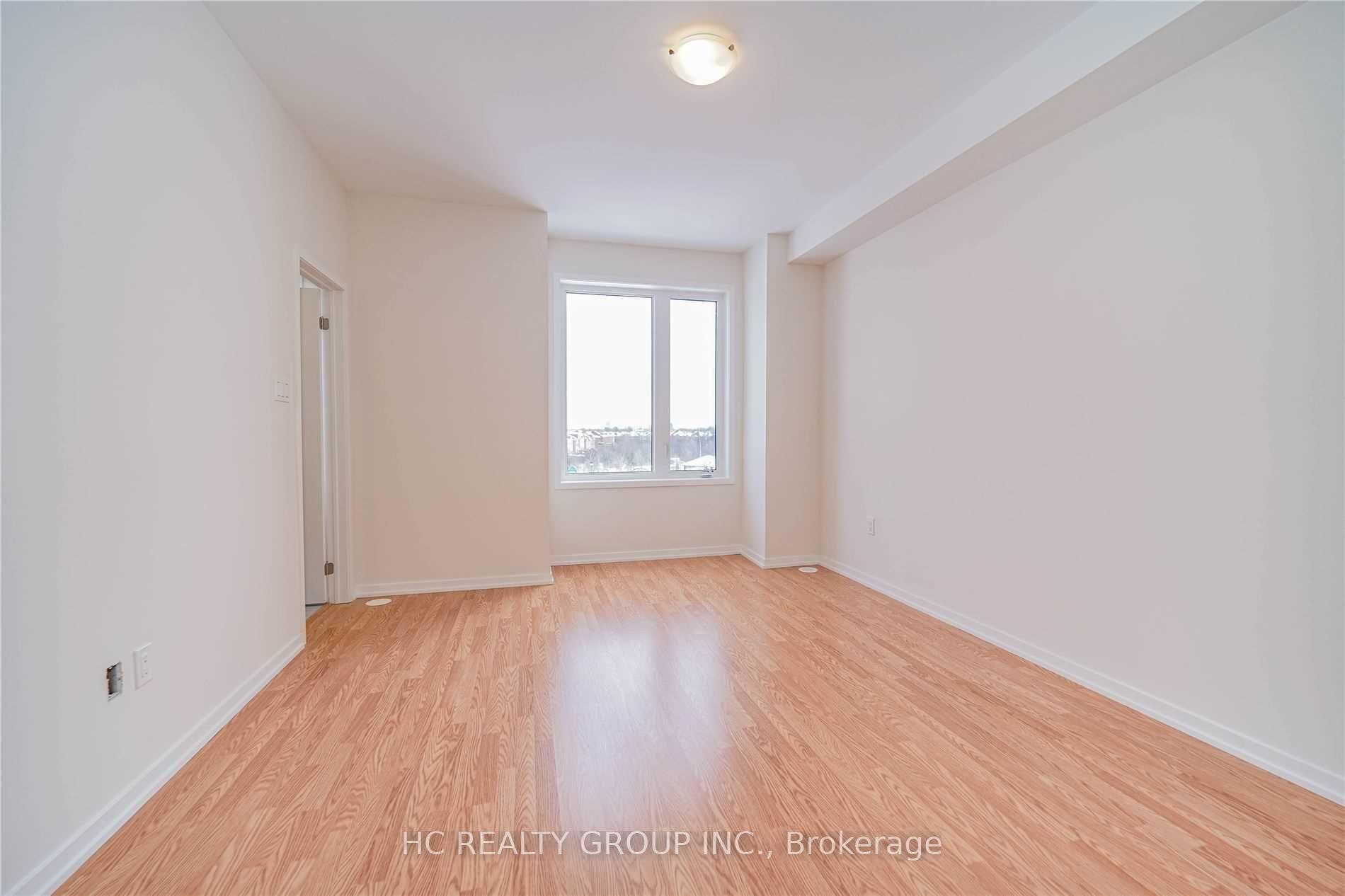 Photo 20 of 33 Rattenbury Road, Vaughan, Patterson — HOMEH