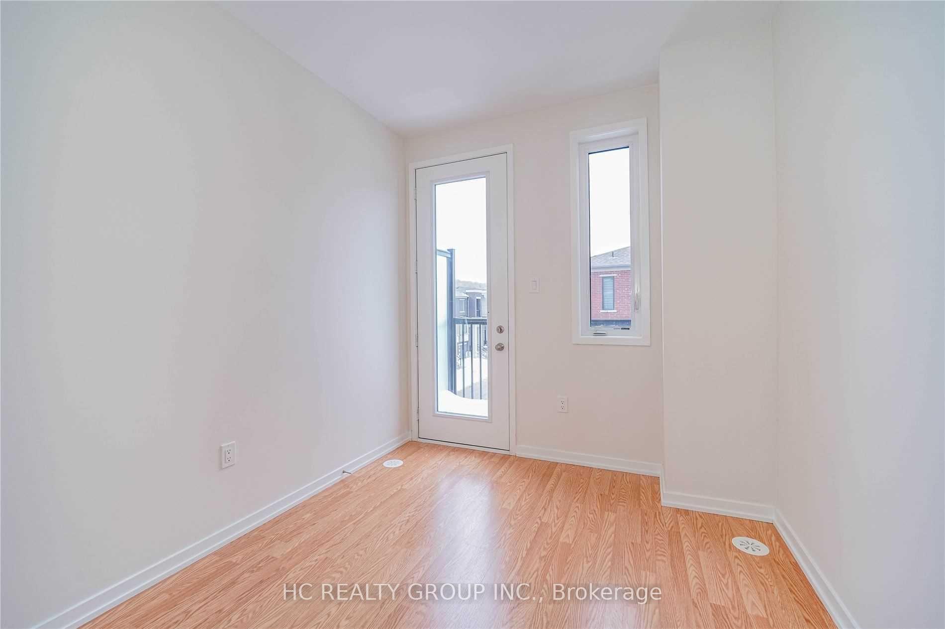 Photo 24 of 33 Rattenbury Road, Vaughan, Patterson — HOMEH