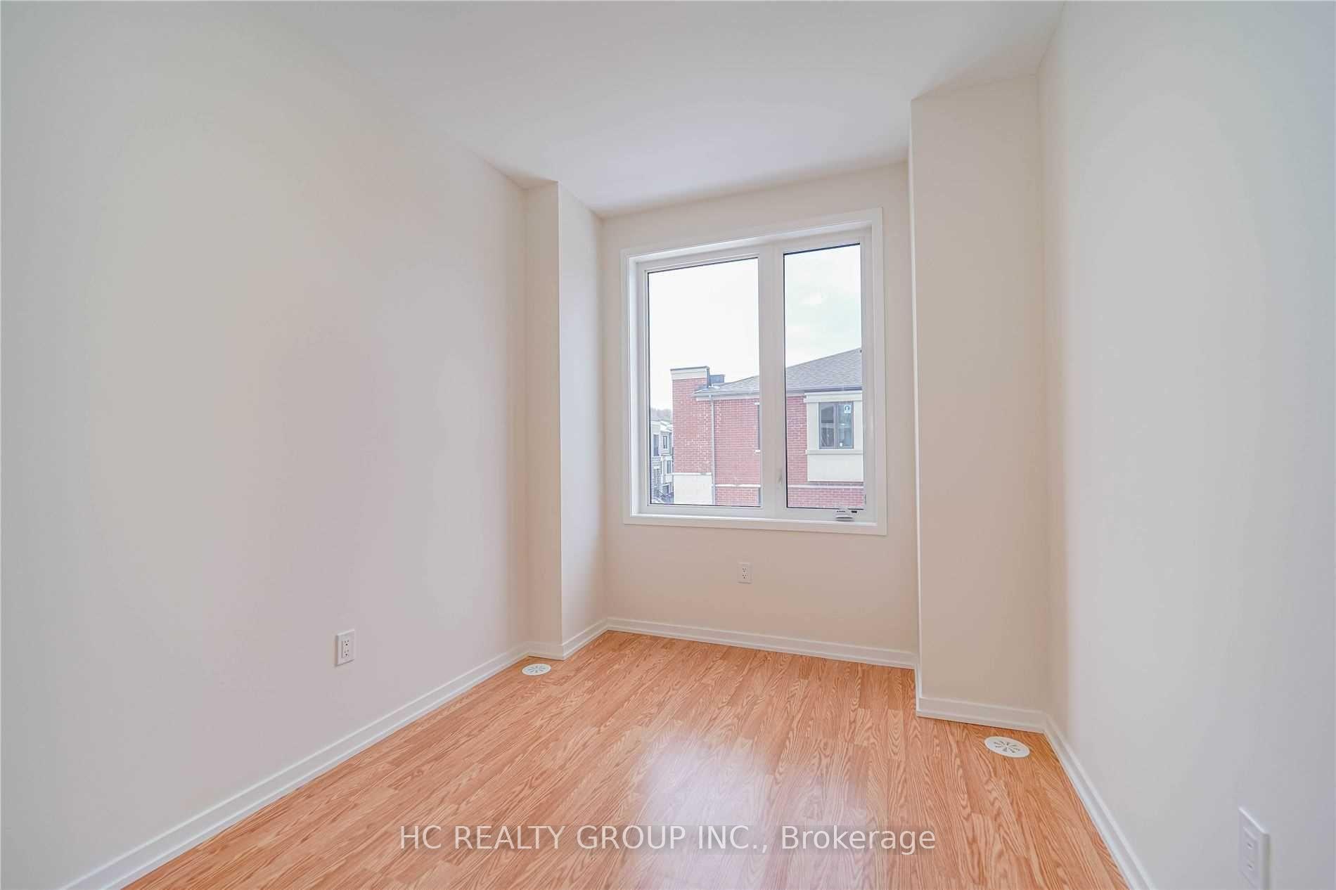 Photo 27 of 33 Rattenbury Road, Vaughan, Patterson — HOMEH