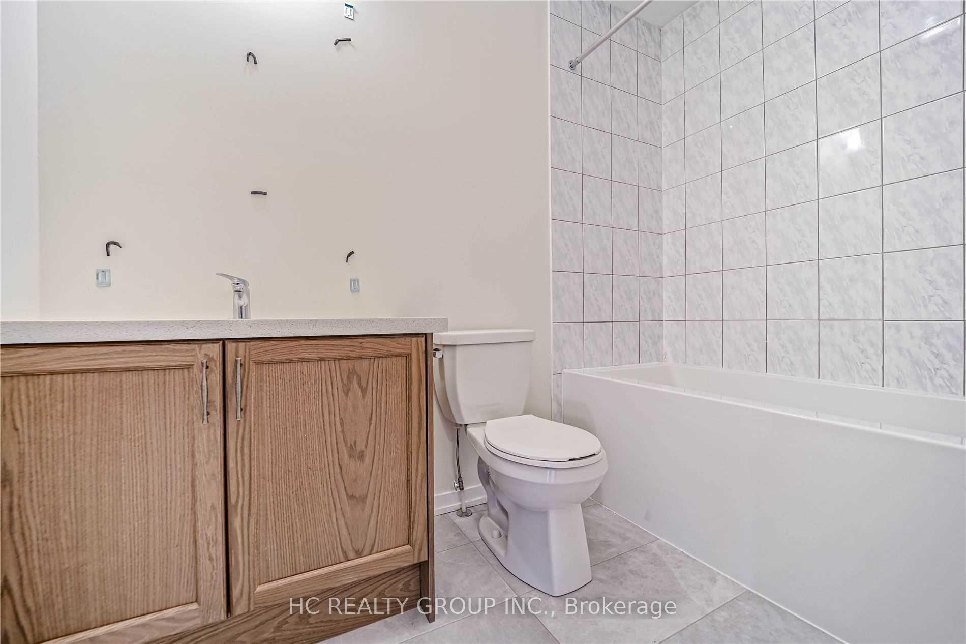 Photo 29 of 33 Rattenbury Road, Vaughan, Patterson — HOMEH