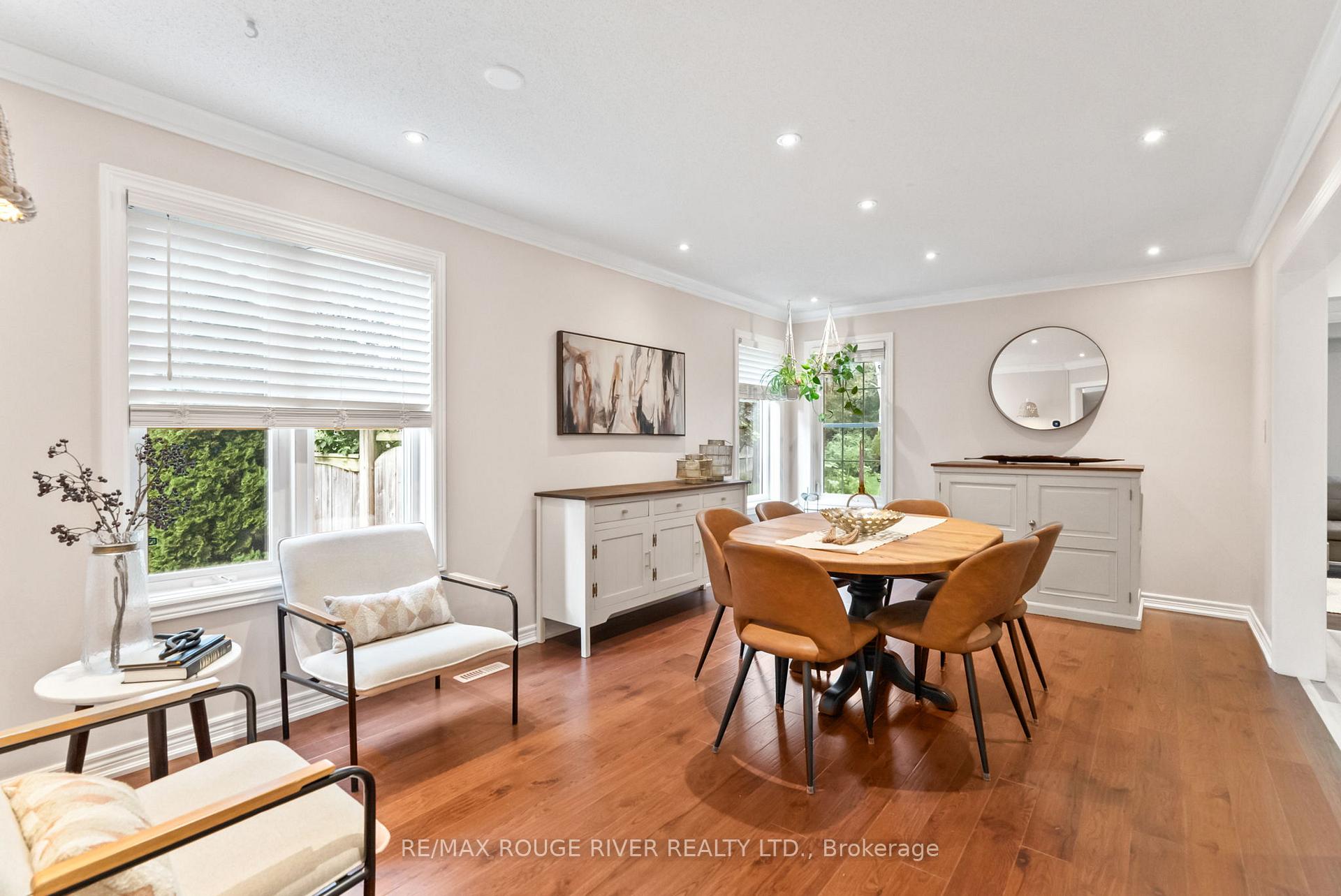Photo 8 of 53 Cranborne Crescent, Whitby, Brooklin — HOMEH
