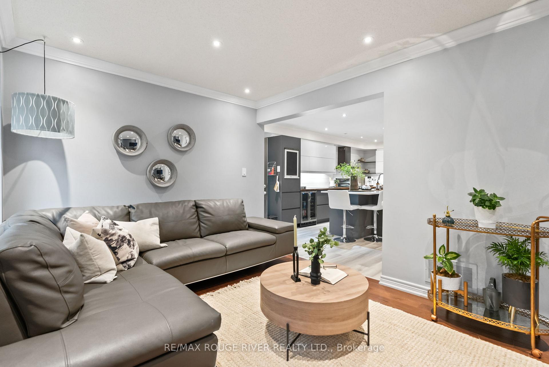 Photo 16 of 53 Cranborne Crescent, Whitby, Brooklin — HOMEH