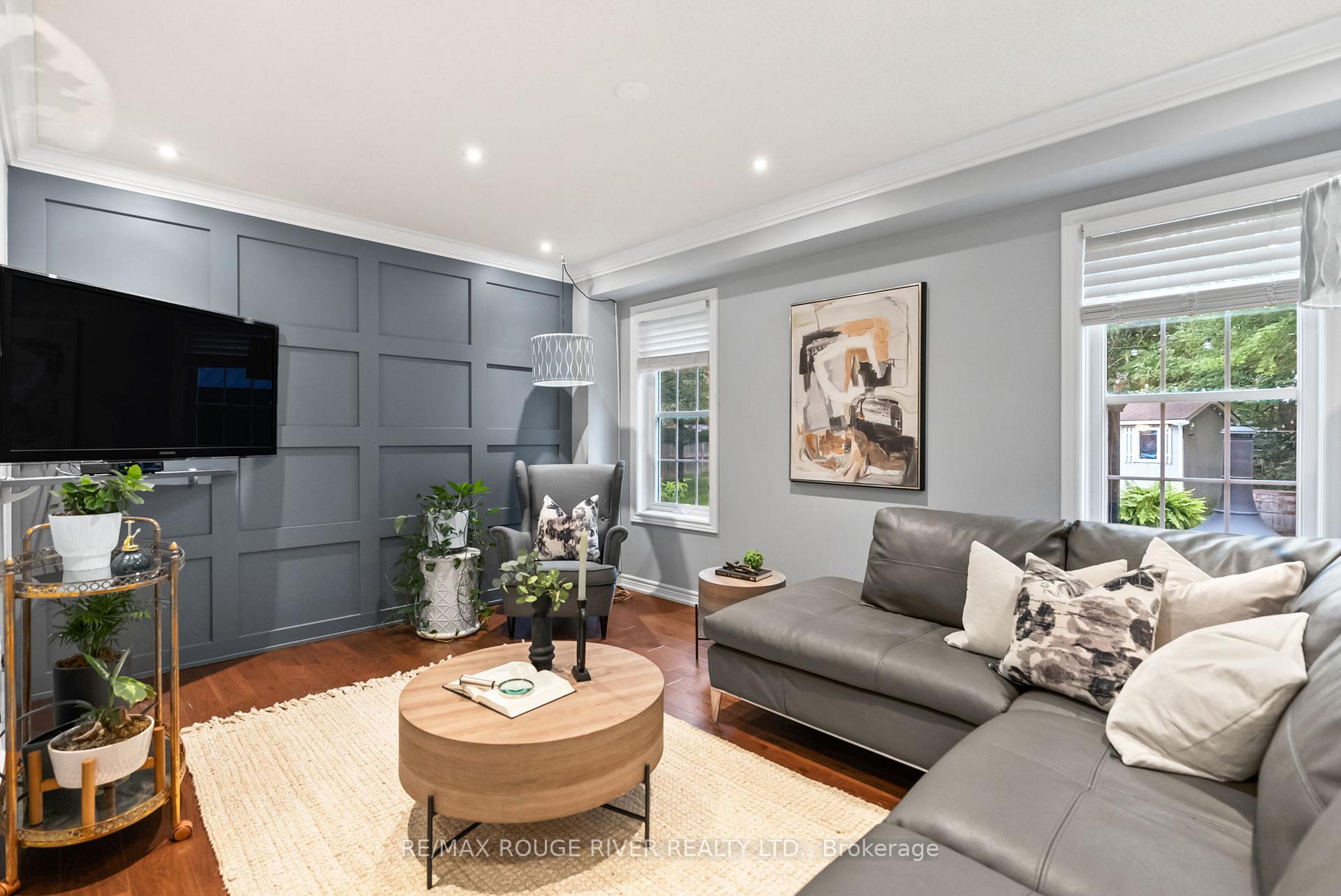 Photo 17 of 53 Cranborne Crescent, Whitby, Brooklin — HOMEH