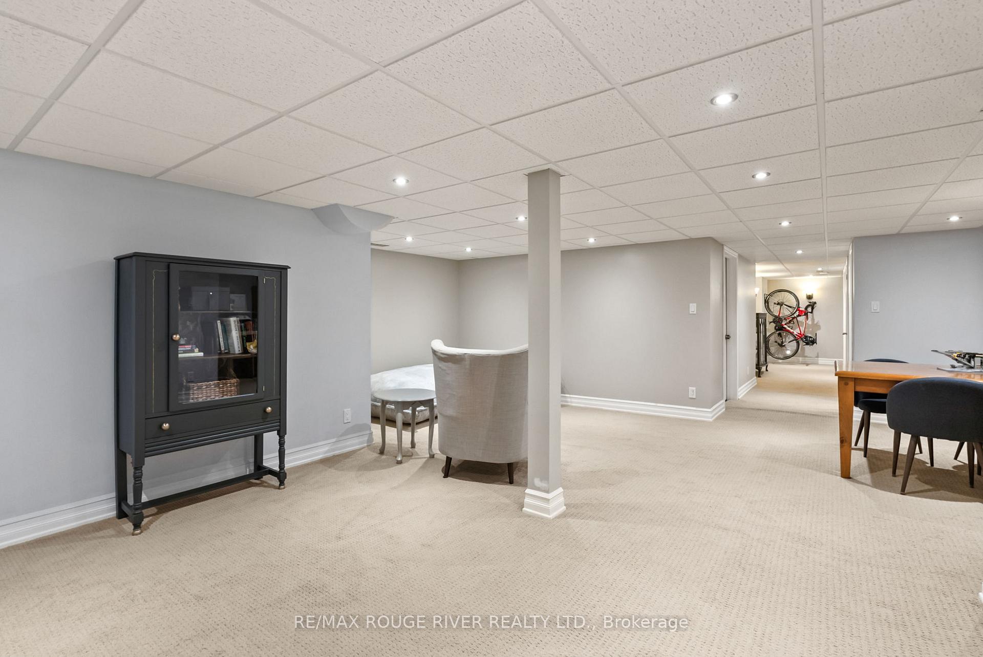 Photo 38 of 53 Cranborne Crescent, Whitby, Brooklin — HOMEH