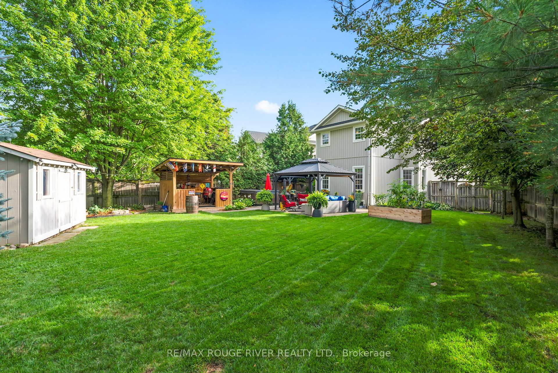 Photo 50 of 53 Cranborne Crescent, Whitby, Brooklin — HOMEH