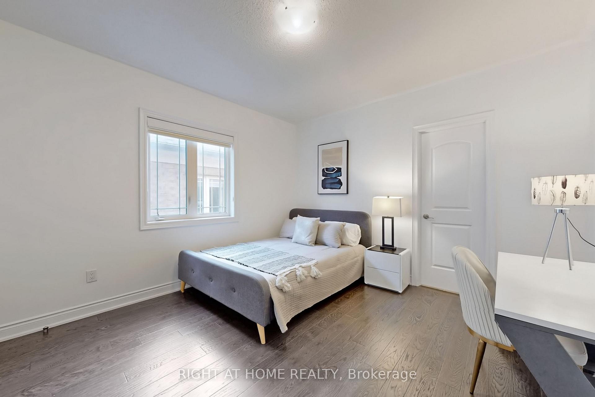 Photo 25 of 18 Condor Way, Vaughan, Kleinburg — HOMEH