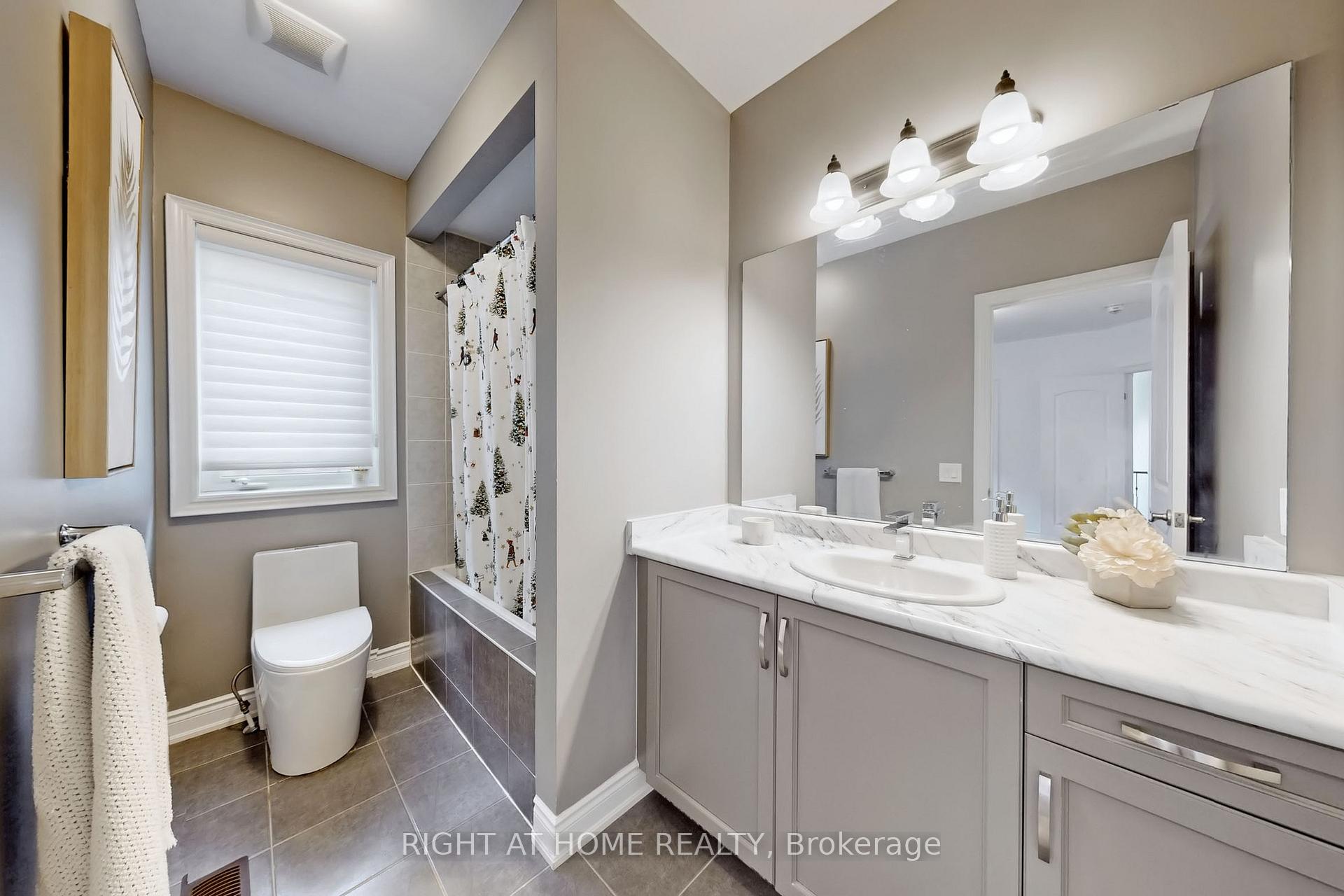 Photo 26 of 18 Condor Way, Vaughan, Kleinburg — HOMEH