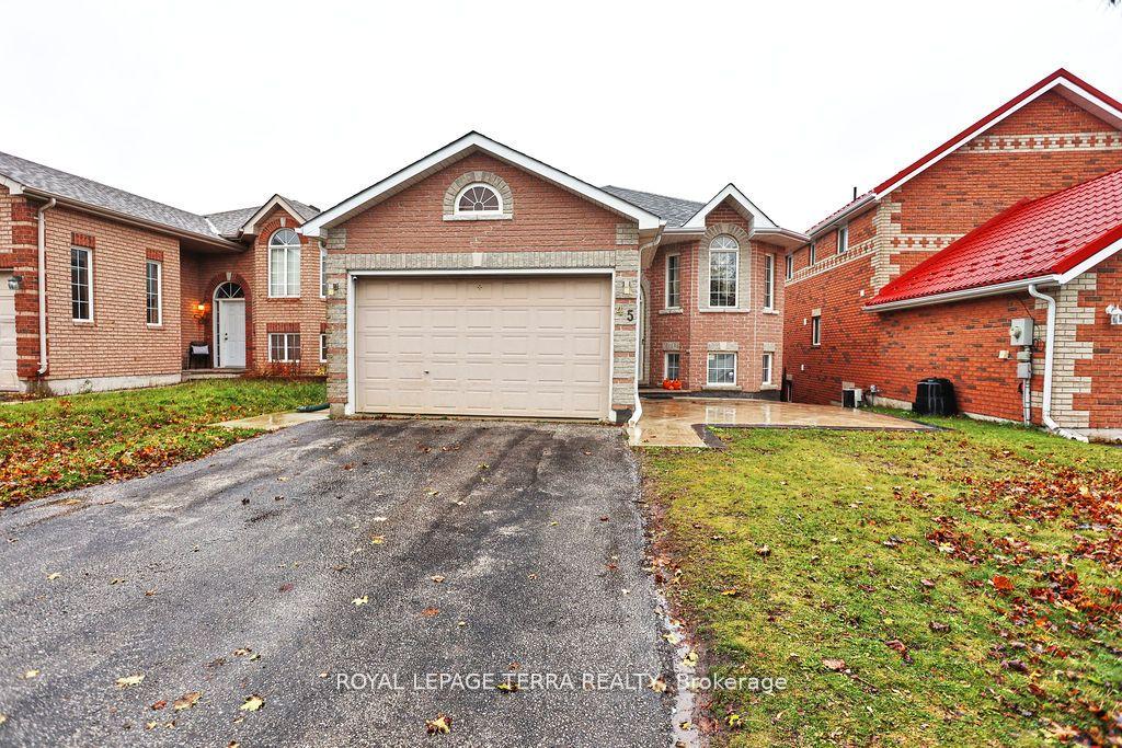 Photo 7 of 45 Peregrine Road, Barrie, Little Lake — HOMEH
