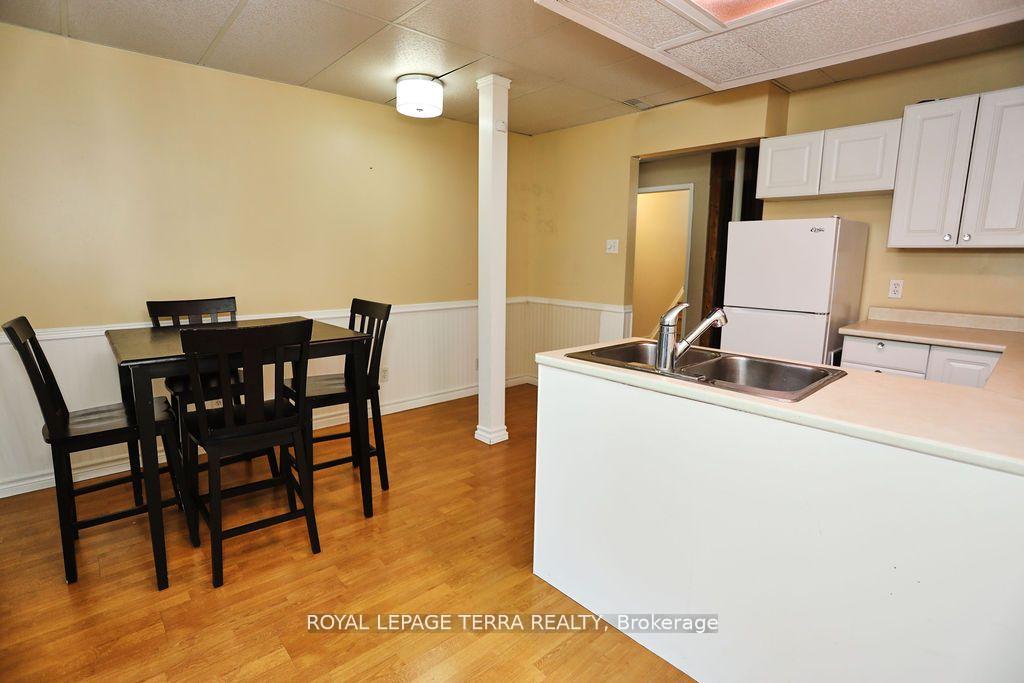 Photo 31 of 45 Peregrine Road, Barrie, Little Lake — HOMEH