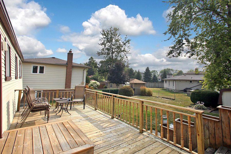 Photo 23 of 89 Michael Boulevard, Whitby, Lynde Creek — HOMEH
