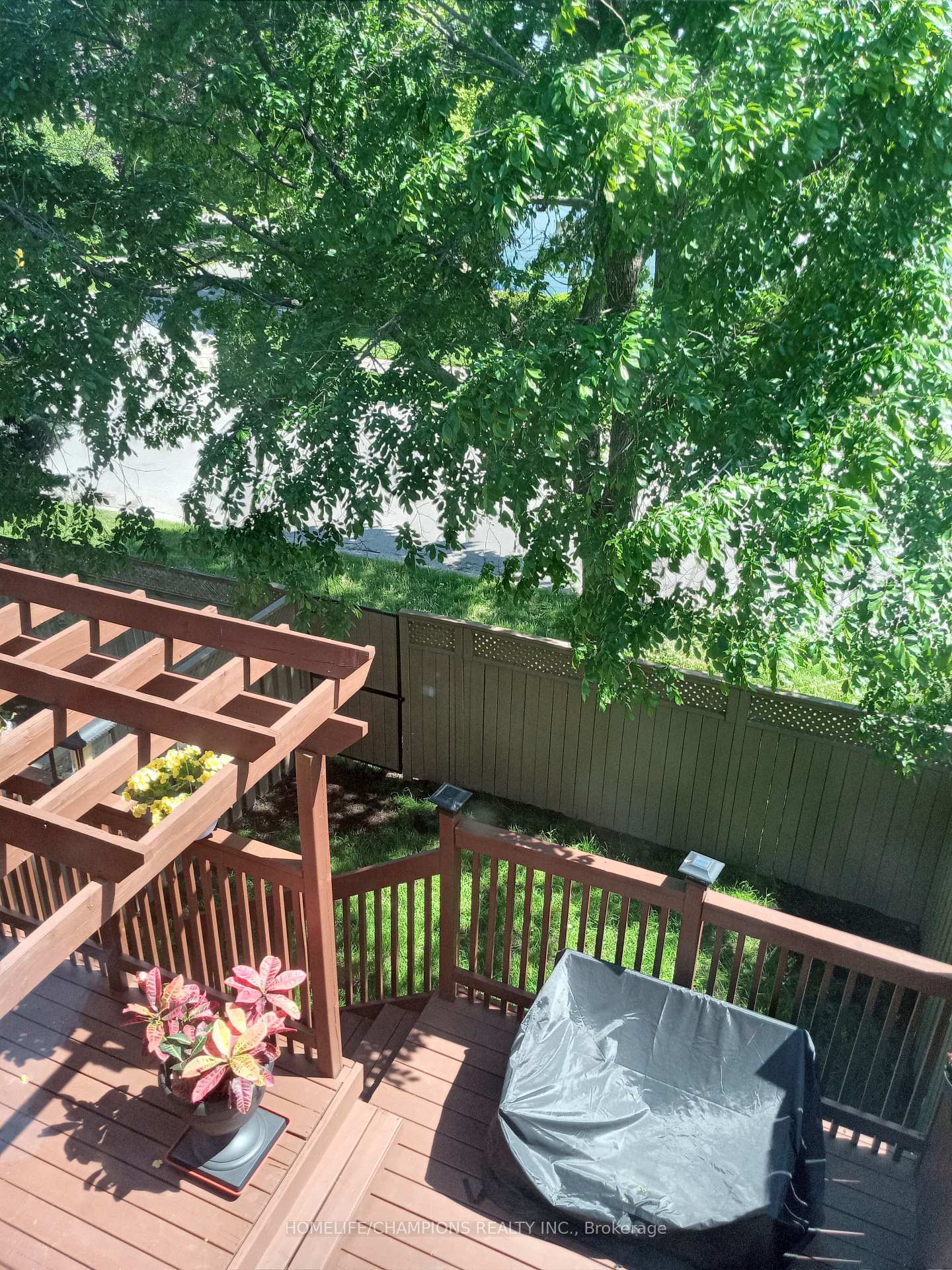 Photo 19 of 147 Stokely Crescent, Whitby, Downtown Whitby — HOMEH