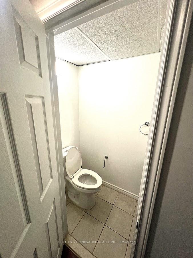 Photo 10 of 94 Kirkland Place, Whitby, Williamsburg — HOMEH