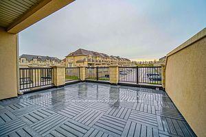 Photo 5 of 21 Babington Gate, Vaughan, Patterson — HOMEH