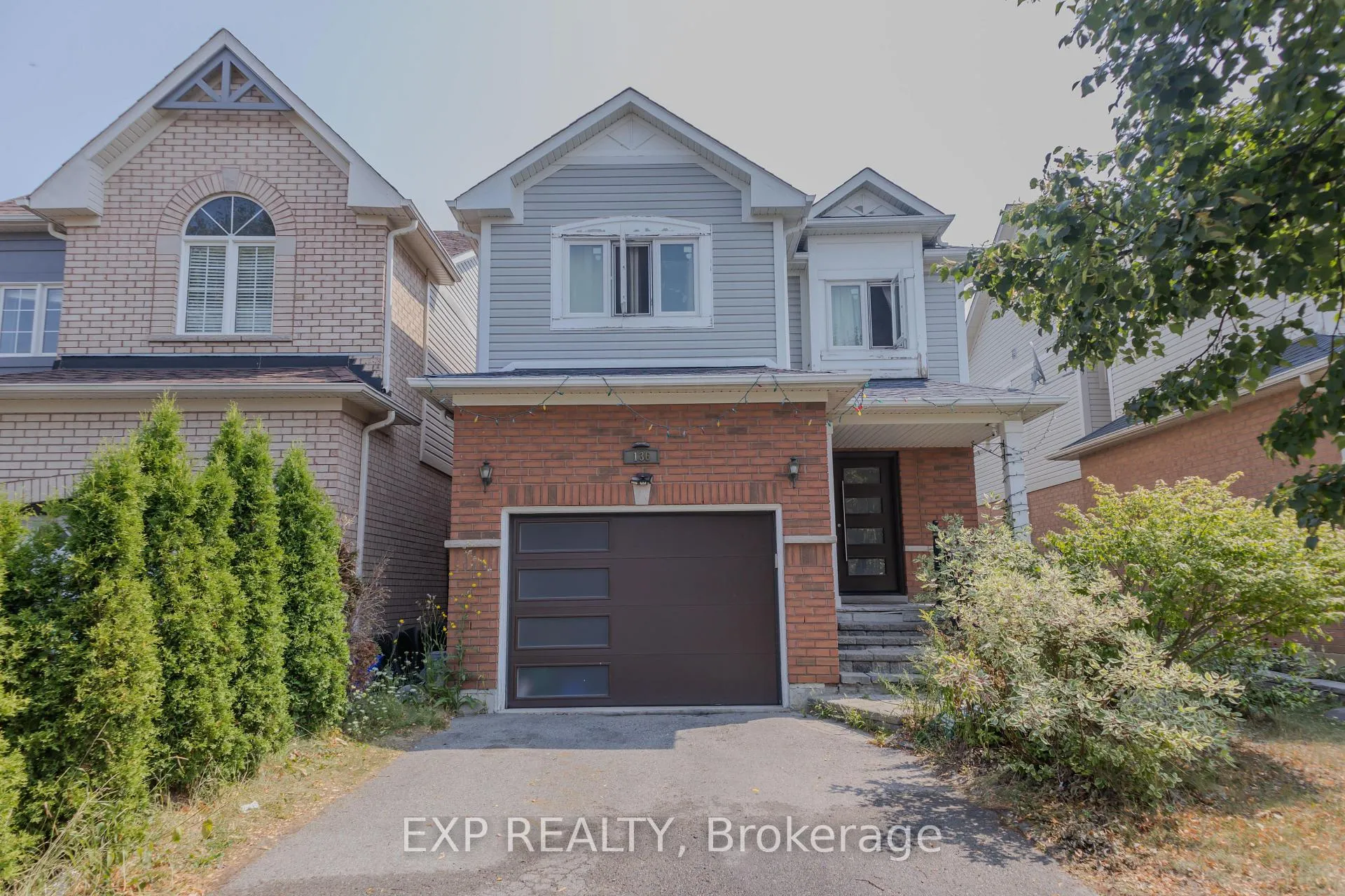 Photo 1 of 136 Kirkland Place, Whitby, Williamsburg — HOMEH