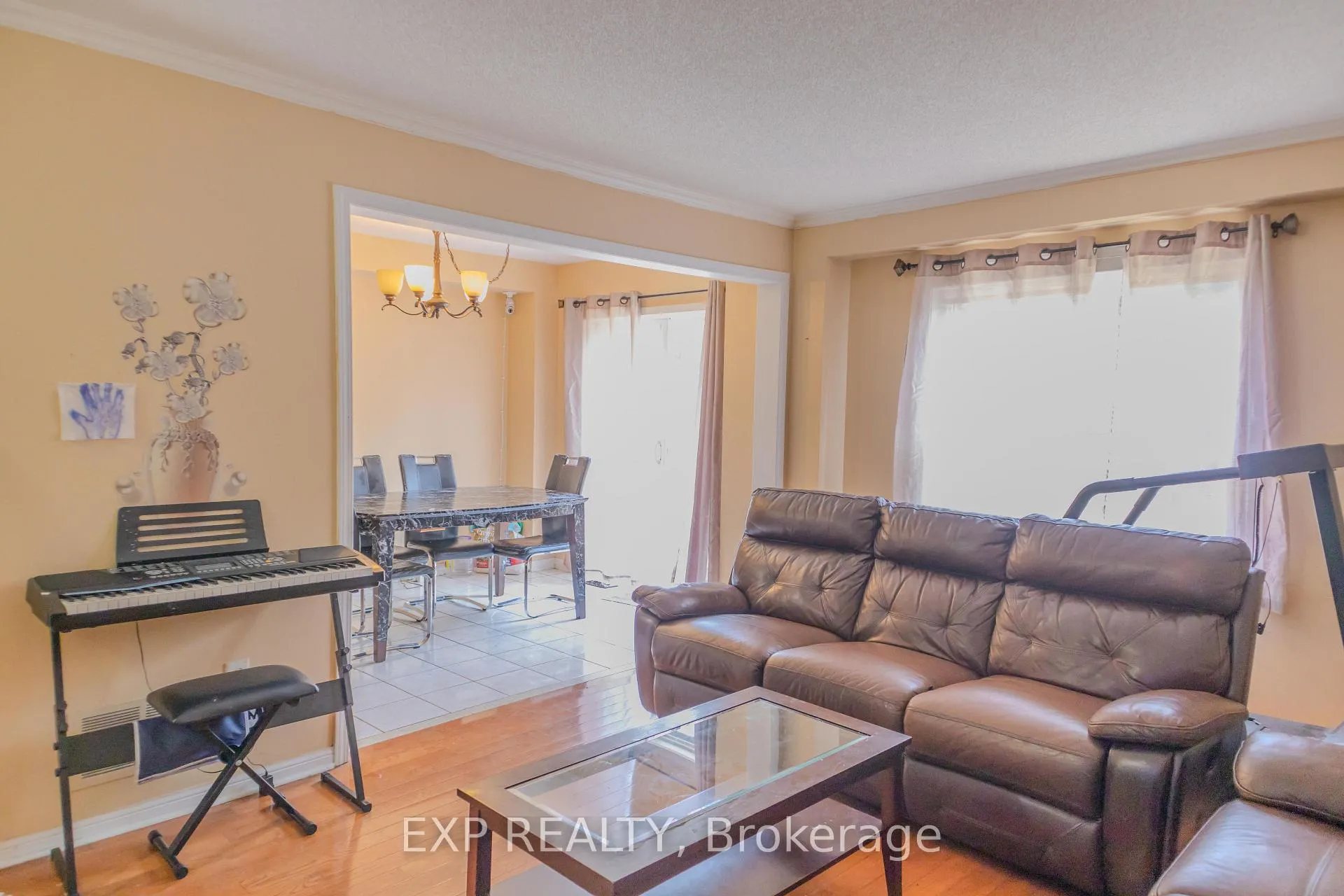 Photo 14 of 136 Kirkland Place, Whitby, Williamsburg — HOMEH