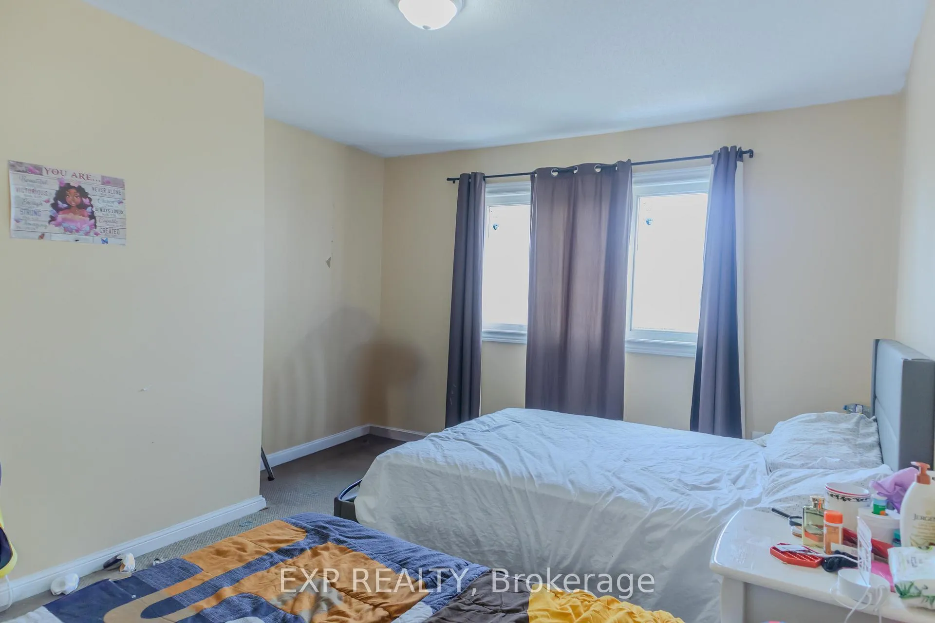Photo 24 of 136 Kirkland Place, Whitby, Williamsburg — HOMEH