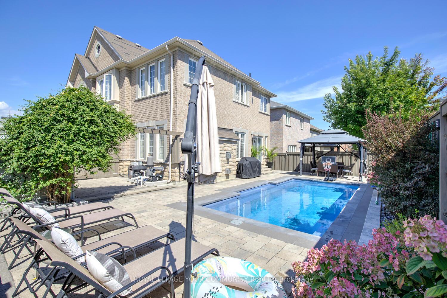 Photo 1 of 45 Pullman Road, Vaughan, Patterson — HOMEH