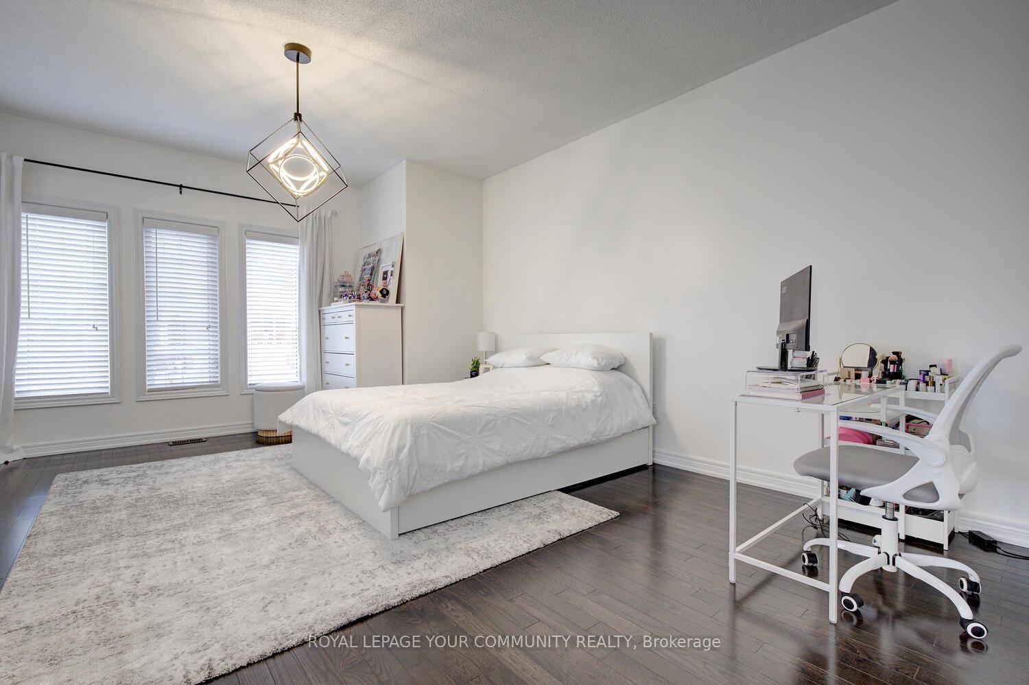 Photo 28 of 45 Pullman Road, Vaughan, Patterson — HOMEH