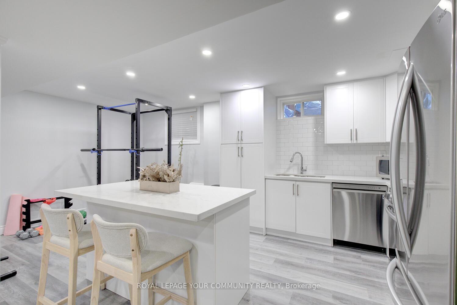 Photo 39 of 45 Pullman Road, Vaughan, Patterson — HOMEH