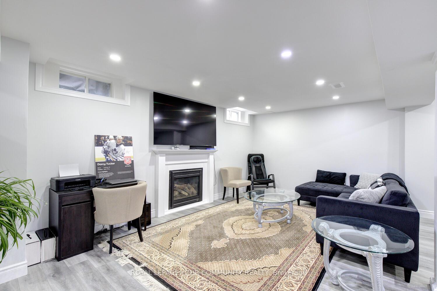 Photo 40 of 45 Pullman Road, Vaughan, Patterson — HOMEH