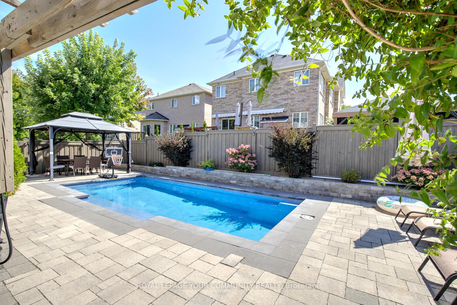Photo 44 of 45 Pullman Road, Vaughan, Patterson — HOMEH