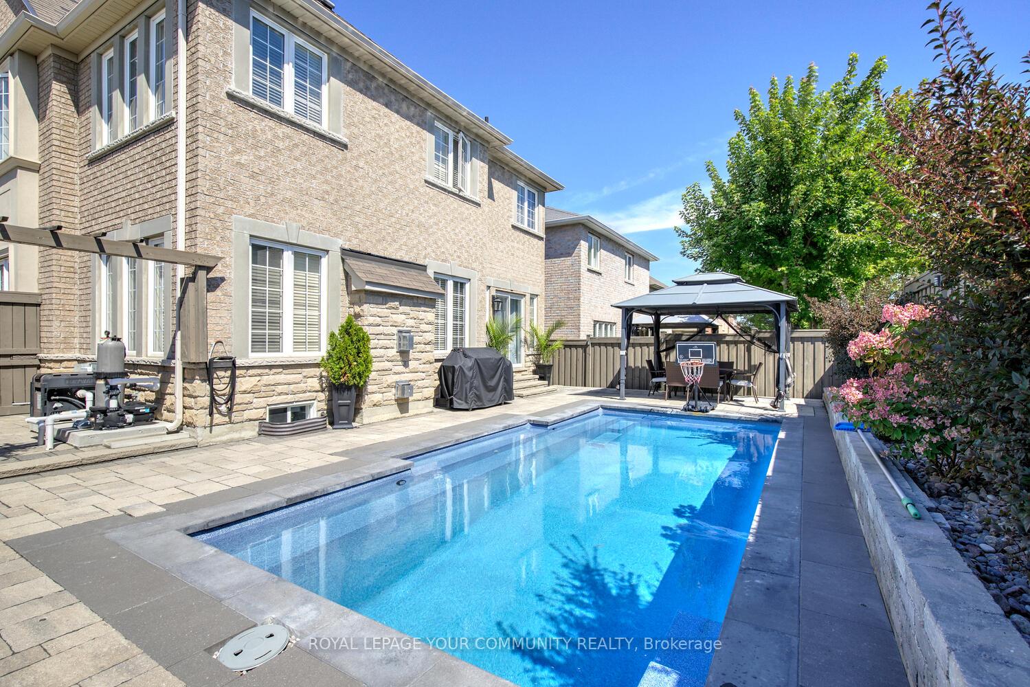 Photo 45 of 45 Pullman Road, Vaughan, Patterson — HOMEH