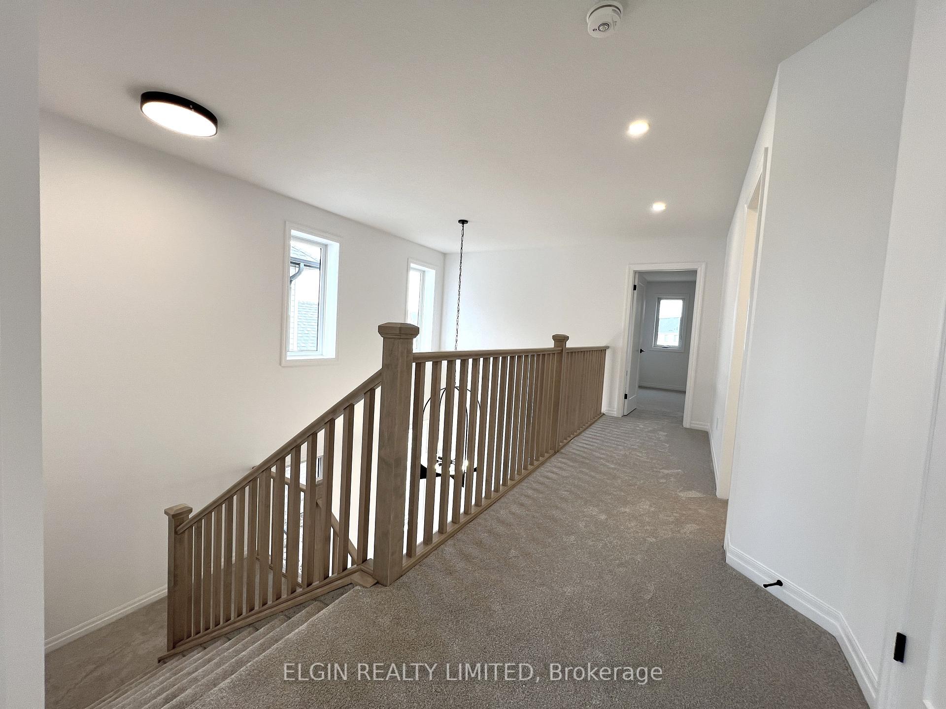 Photo 11 of 39 Hemlock Crescent, Aylmer — HOMEH