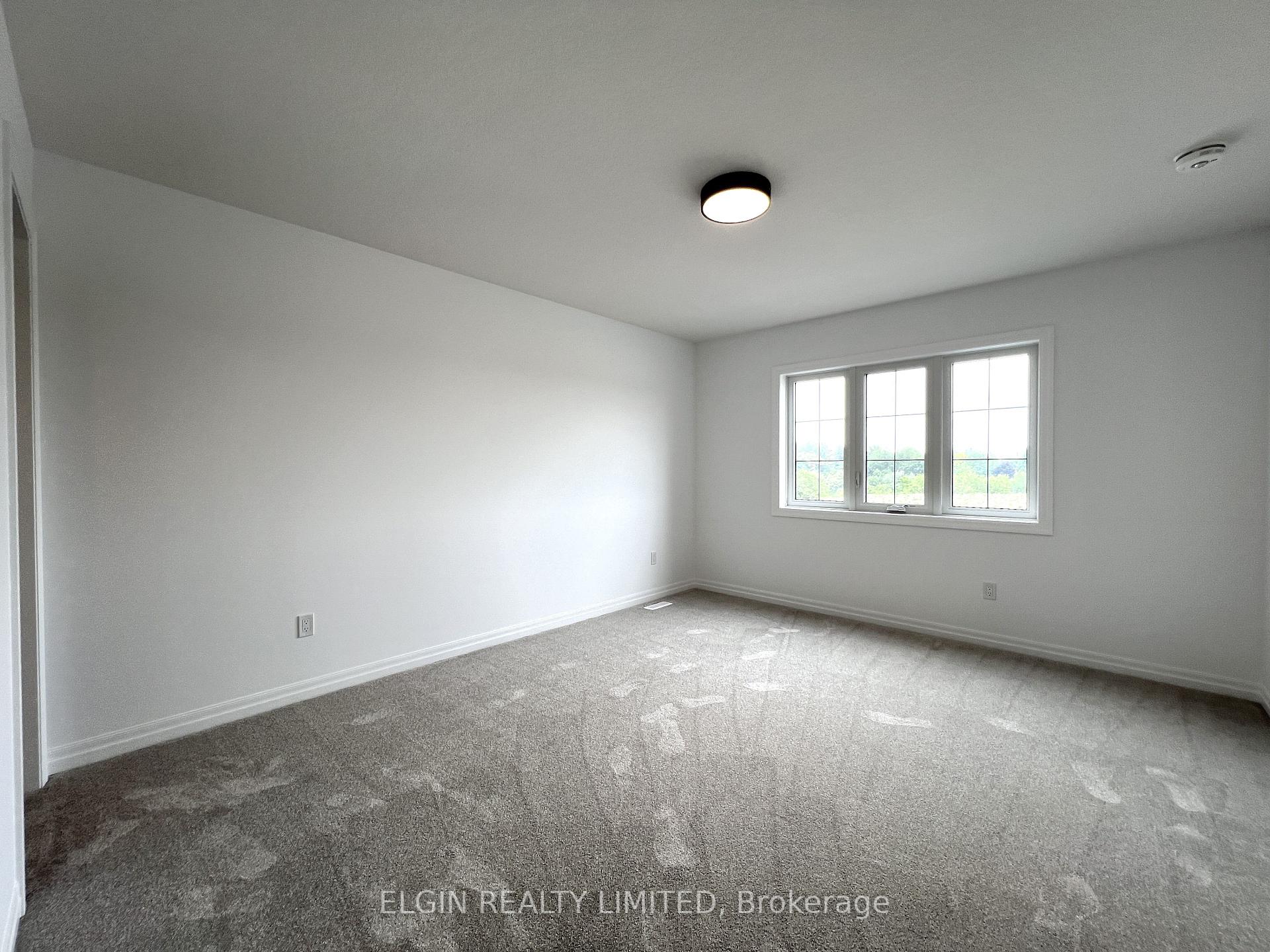 Photo 18 of 39 Hemlock Crescent, Aylmer — HOMEH