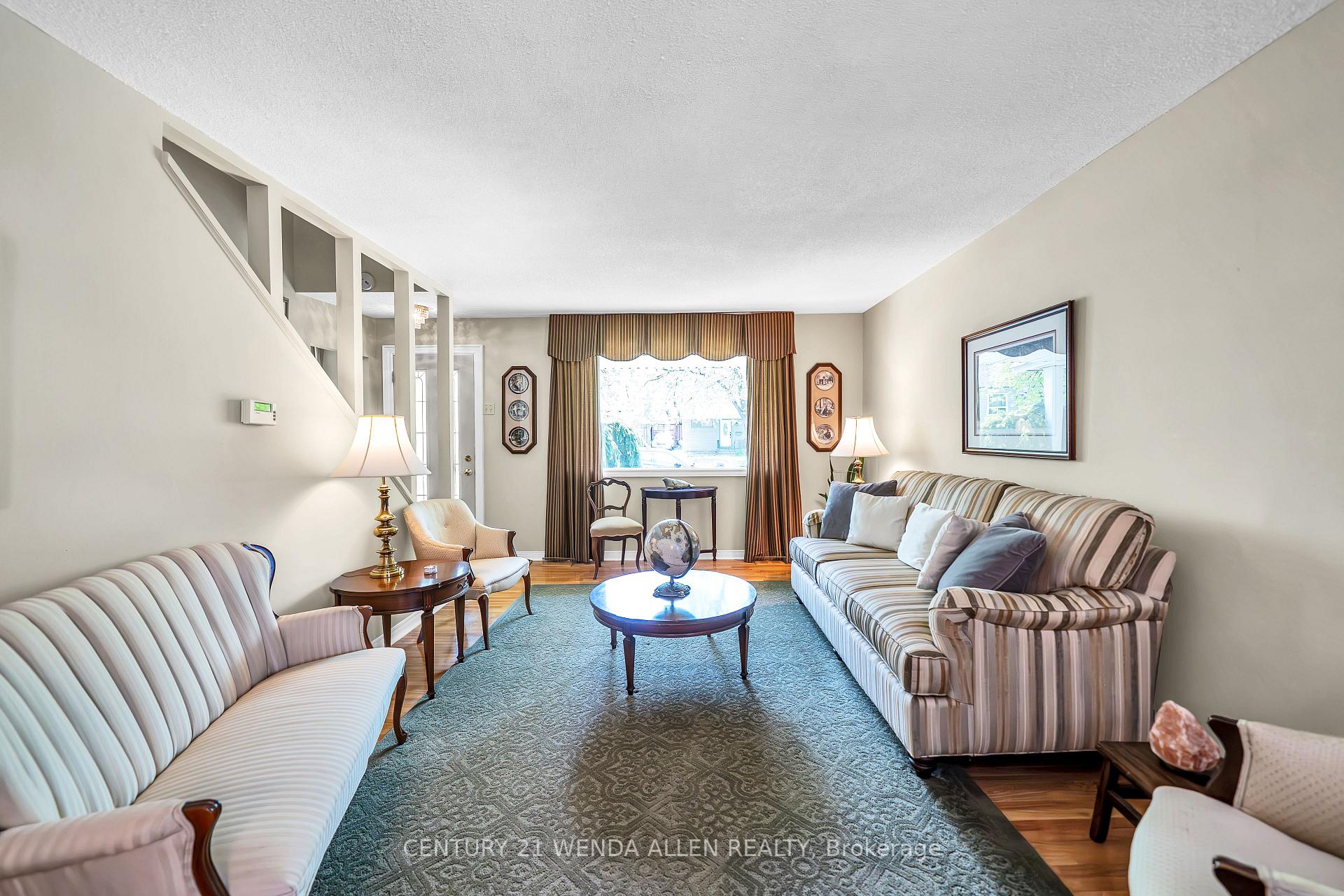 Photo 8 of 18 George Street, Ajax, Central — HOMEH