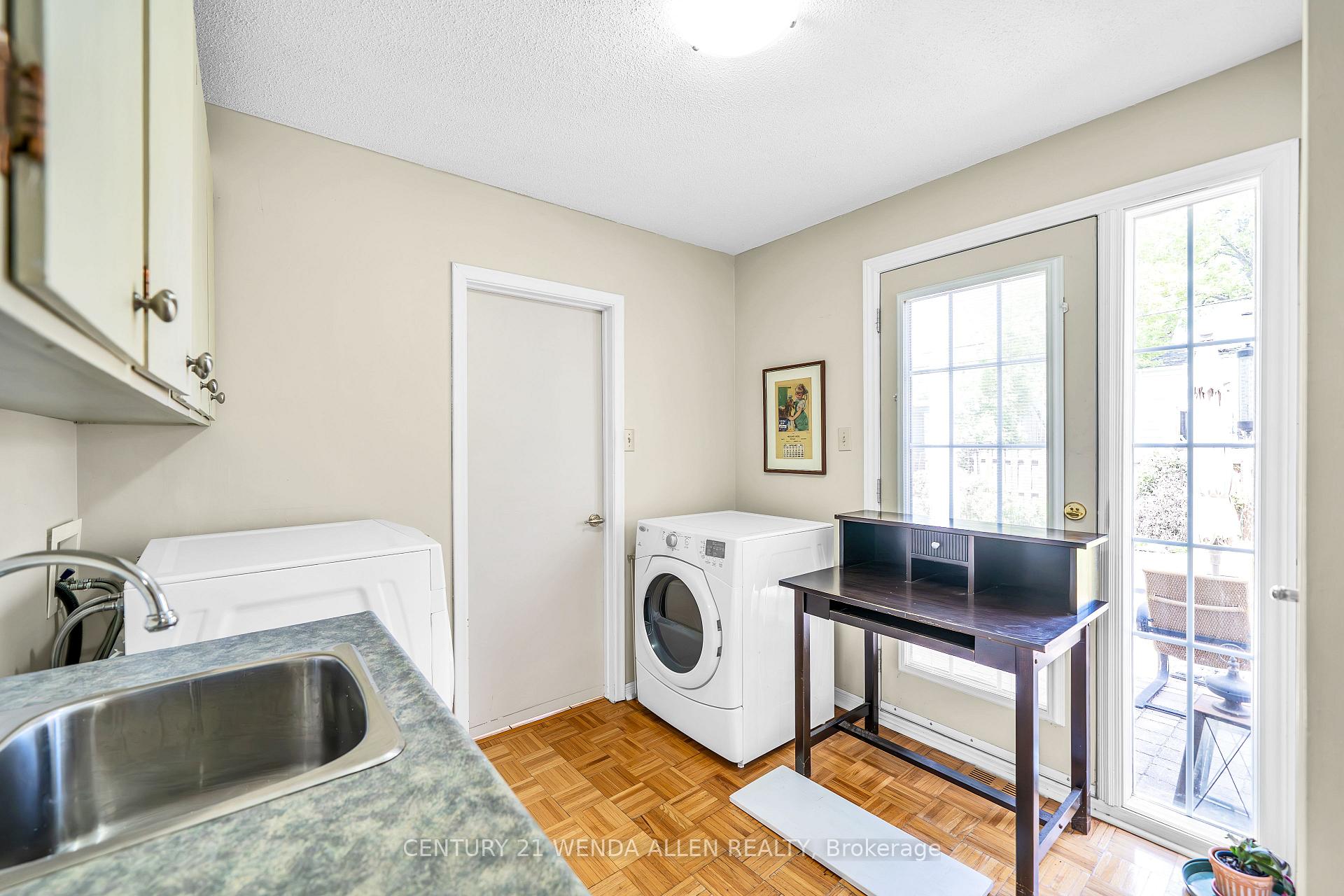 Photo 25 of 18 George Street, Ajax, Central — HOMEH