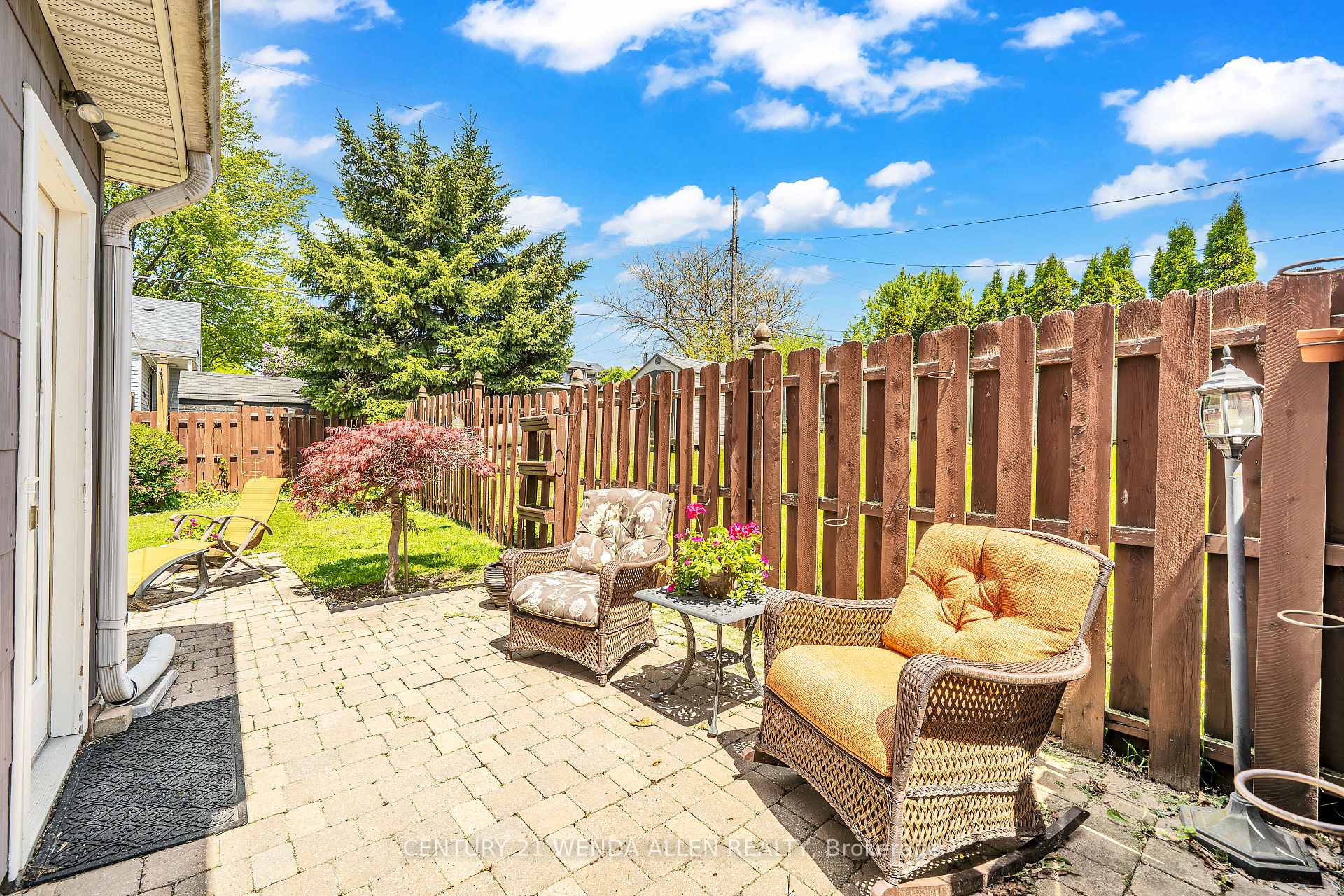 Photo 42 of 18 George Street, Ajax, Central — HOMEH