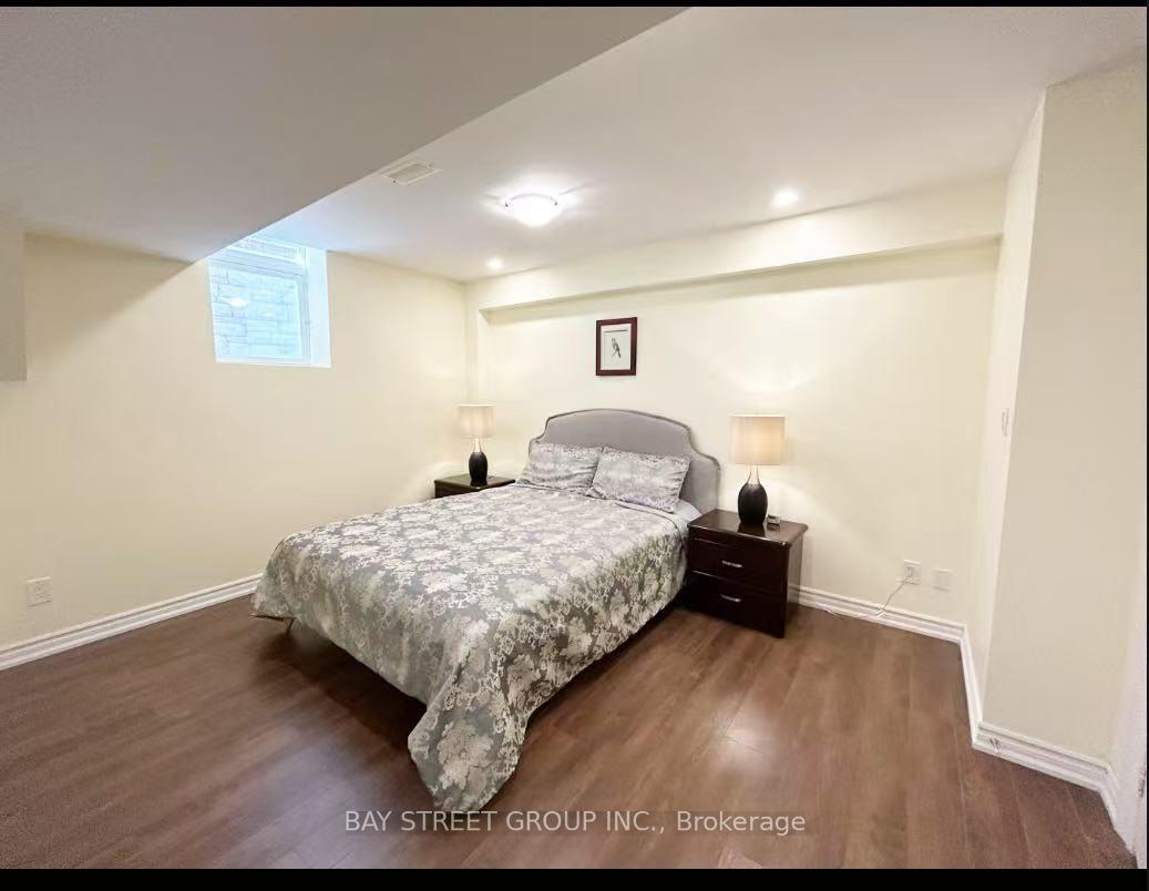 Photo 8 of 37 Heintzman Crescent, Vaughan, Patterson — HOMEH