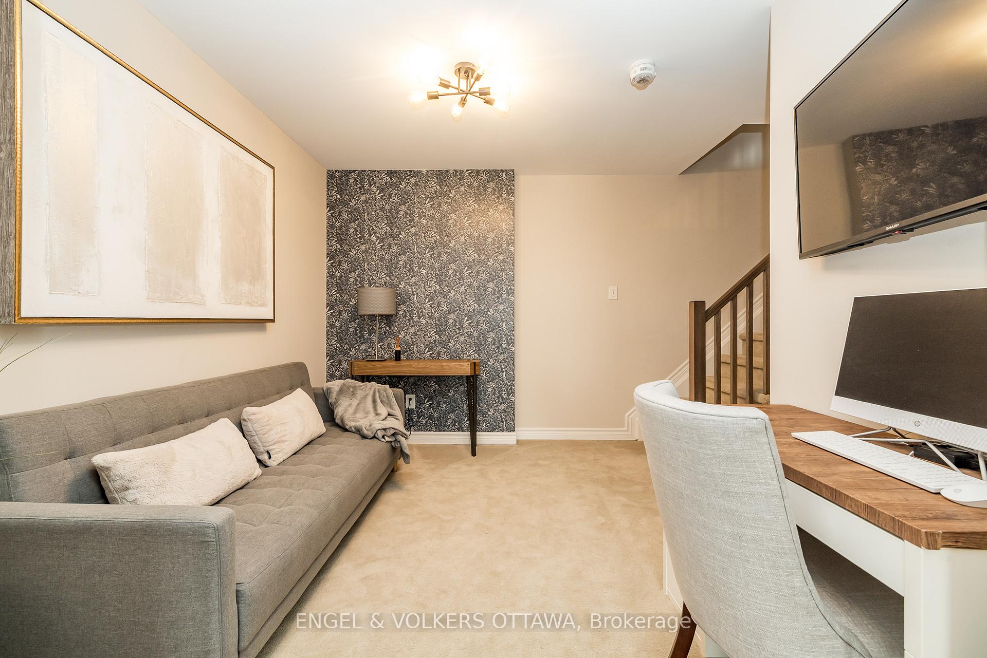 Photo 9 of 182 Poplin Street, Ottawa, Riverside South/Gloucester Glen — HOMEH