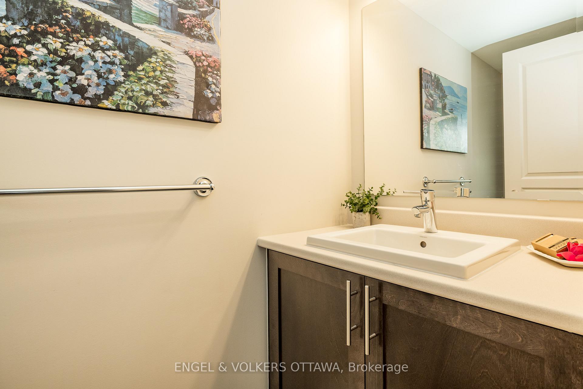 Photo 27 of 182 Poplin Street, Ottawa, Riverside South/Gloucester Glen — HOMEH