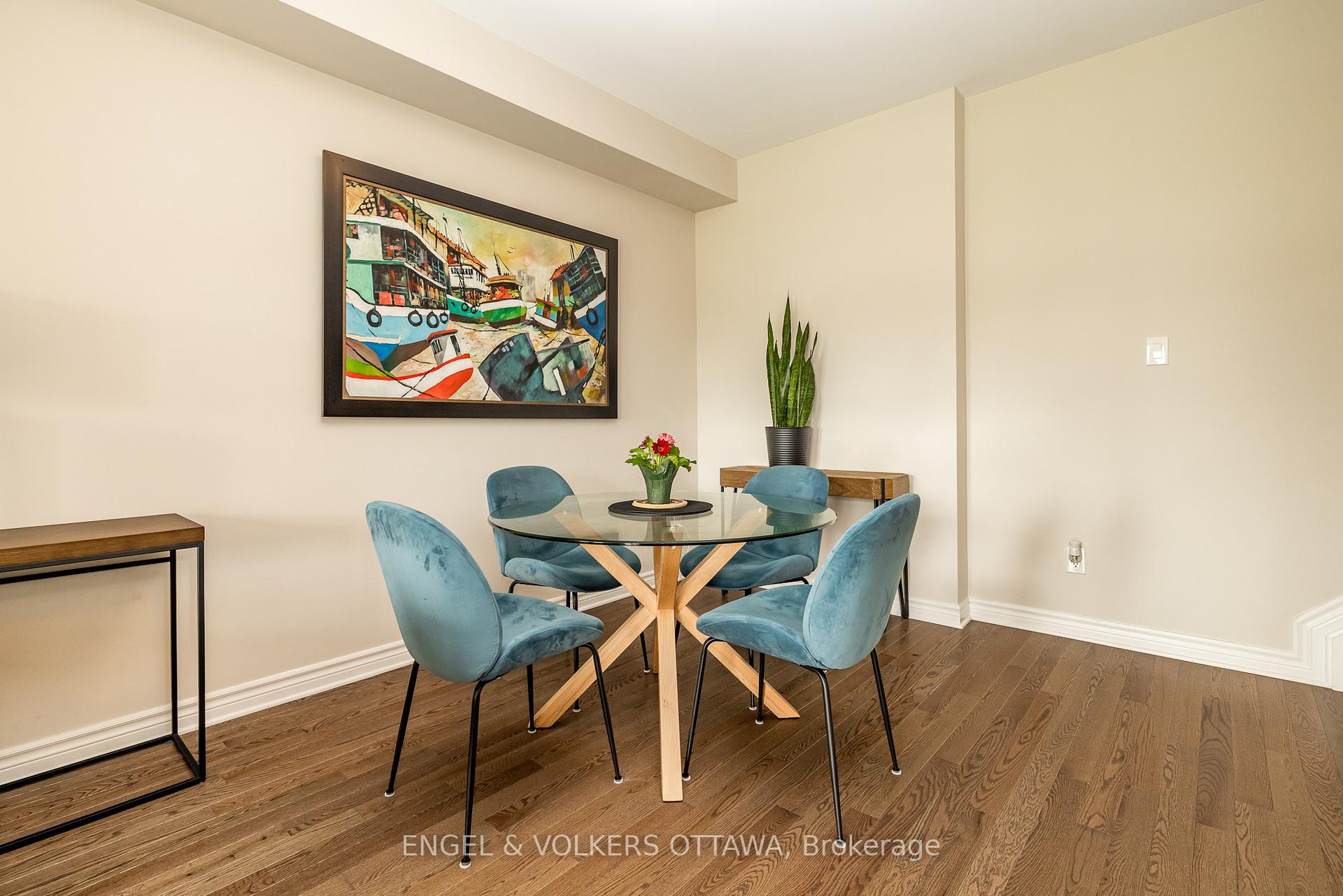 Photo 11 of 182 Poplin Street, Ottawa, Riverside South/Gloucester Glen — HOMEH