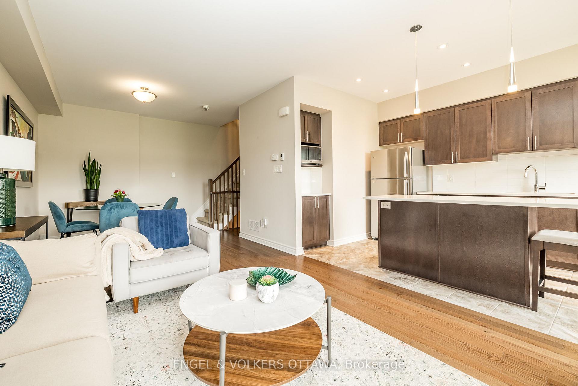 Photo 16 of 182 Poplin Street, Ottawa, Riverside South/Gloucester Glen — HOMEH