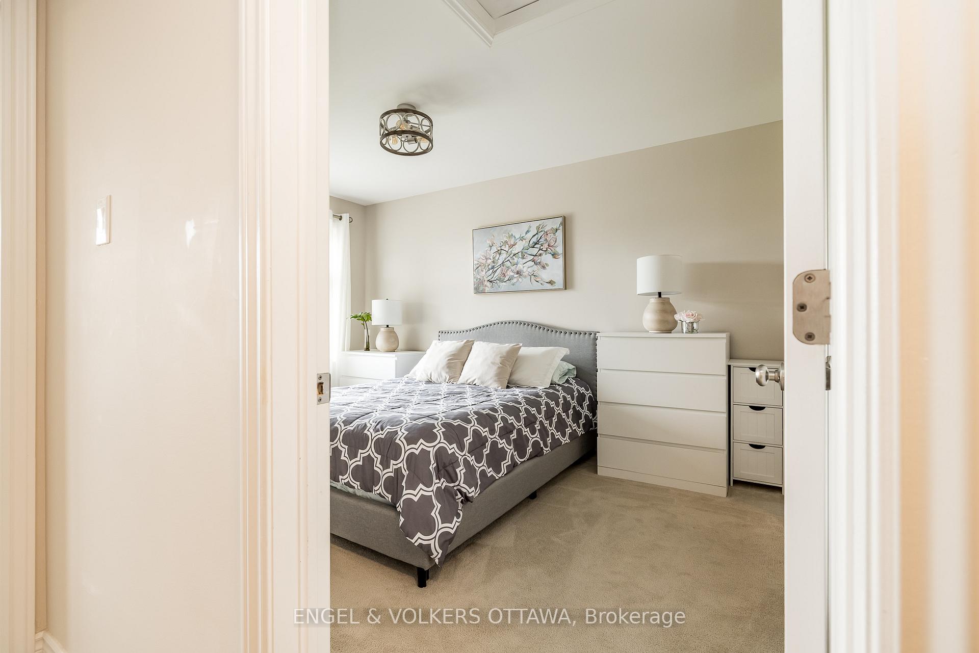 Photo 30 of 182 Poplin Street, Ottawa, Riverside South/Gloucester Glen — HOMEH